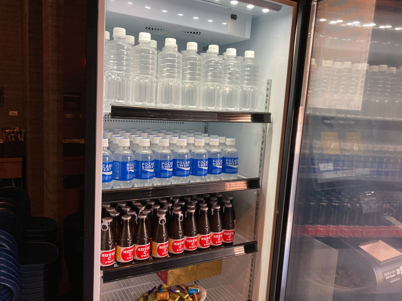 ご宿泊の方は水・ポカリスウェット・オロナミンCを各1本無料サービス